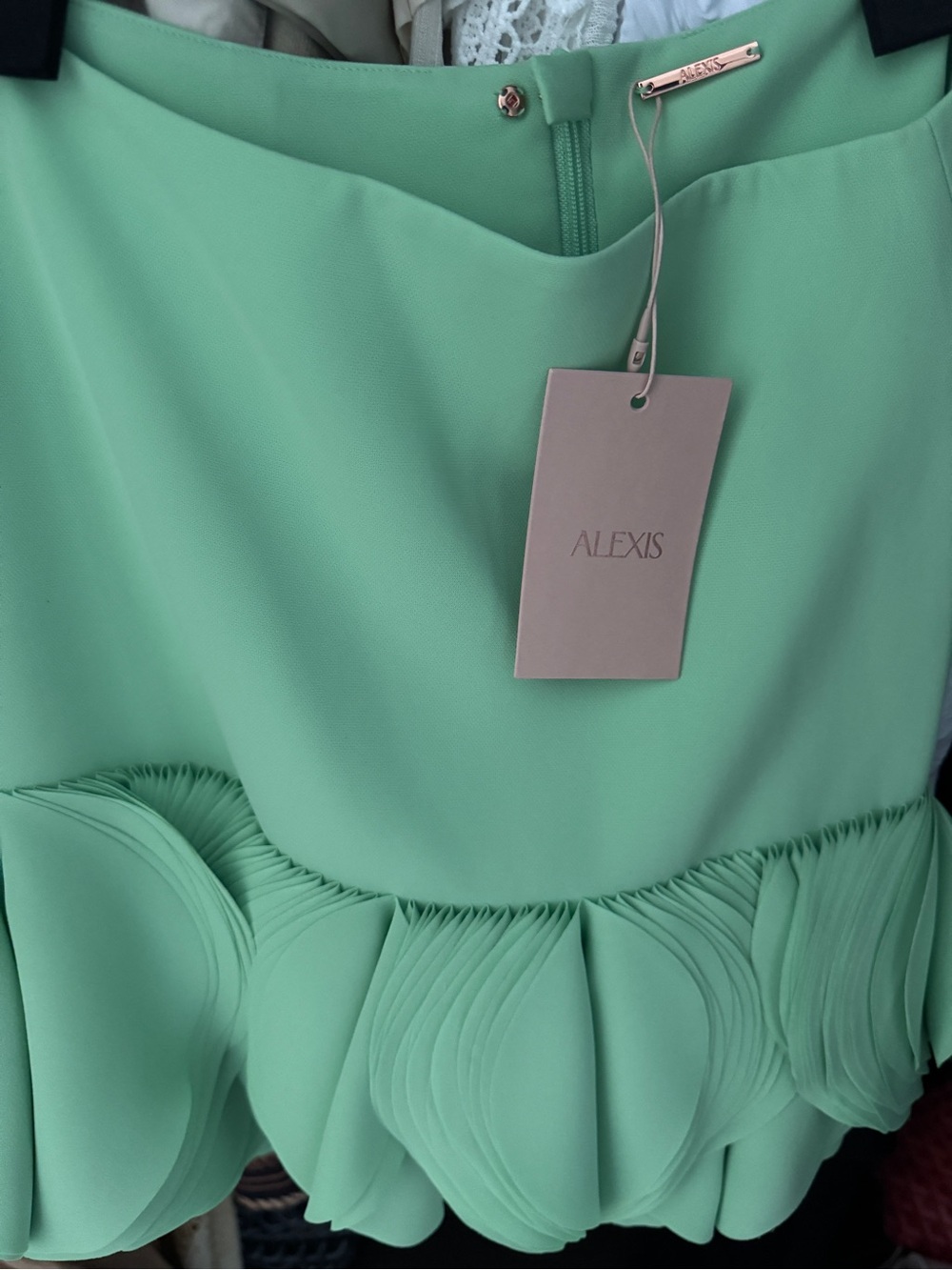 Alexis Pistachio Ruffle Set - Picture 3 of 6